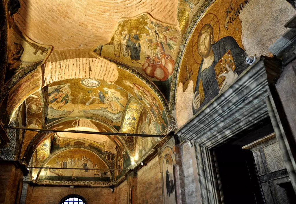 كنائس القسطنطينية البيزنطية