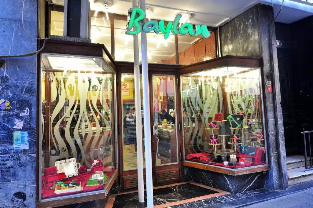 محلات الحلويات التركية في اسطنبول