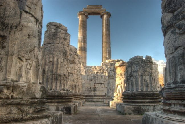 الآثار القديمة لمعبد أبولو