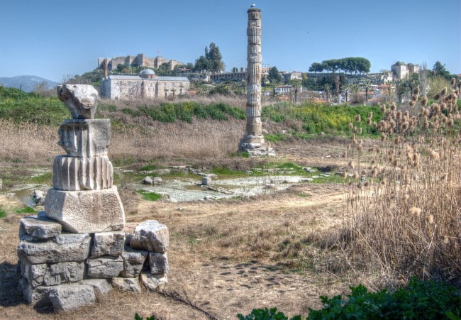 معبد أرتميس في إفسوس سلجوق تركيا